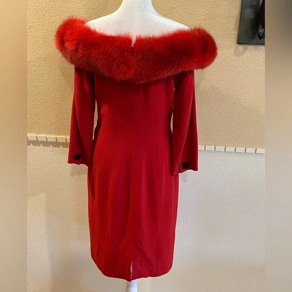 Vintage off-shoulder cocktail dress w/ fur trim. Fitted, lined, midi. Red. 10 - Picture 6 of 16